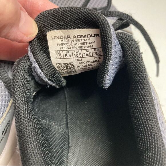 UNDER ARMOUR,Men’s Athletic Shoes, Size 7.5, gray&white, lace up, - Picture 3 of 14